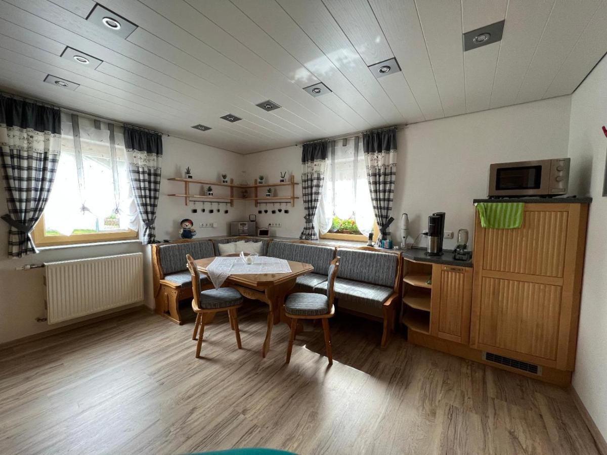 Ferienwohnung "Auszeit" Mit Garten Sankt Oswald-Riedlhuette Eksteriør bilde